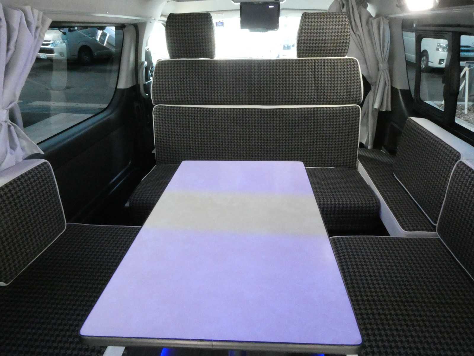 キャンピングカー バンコン ﾊｲｴｰｽ 東和 ﾂｪﾙﾄWG 4WD