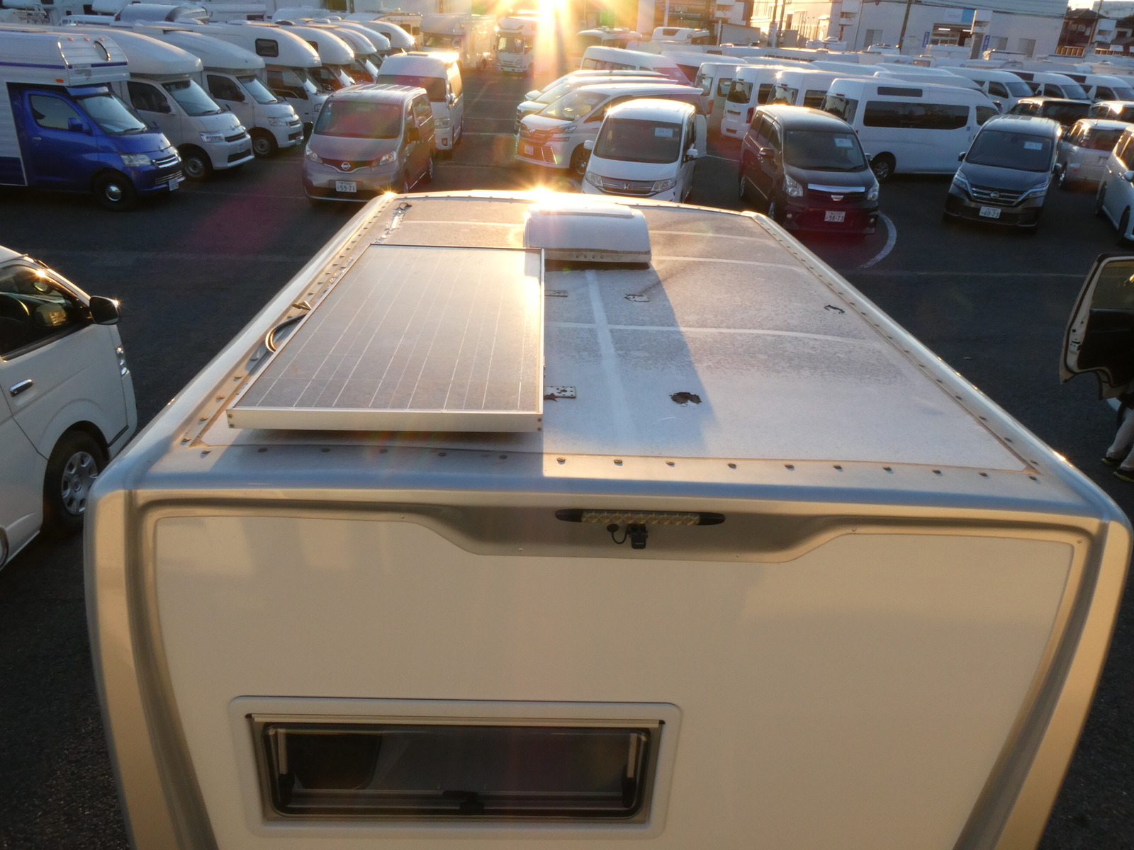 キャンピングカー タウンエース ｾｷｿｰﾎﾞﾃﾞｨ ﾄﾑ23　FFﾋｰﾀｰ　ｿｰﾗｰﾊﾟﾈﾙ