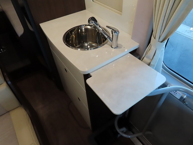 キャンピングカー バスコン ｺｰｽﾀｰ RVﾗﾝﾄﾞ ﾗﾝﾄﾞﾎｰﾑ　家庭用ｴｱｺﾝ