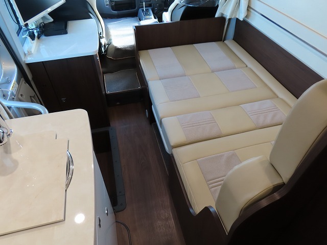 キャンピングカー バスコン ｺｰｽﾀｰ RVﾗﾝﾄﾞ ﾗﾝﾄﾞﾎｰﾑ　家庭用ｴｱｺﾝ