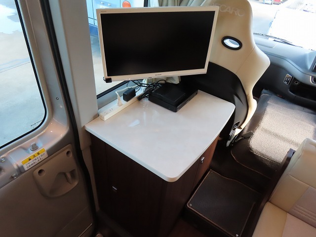 キャンピングカー バスコン ｺｰｽﾀｰ RVﾗﾝﾄﾞ ﾗﾝﾄﾞﾎｰﾑ　家庭用ｴｱｺﾝ