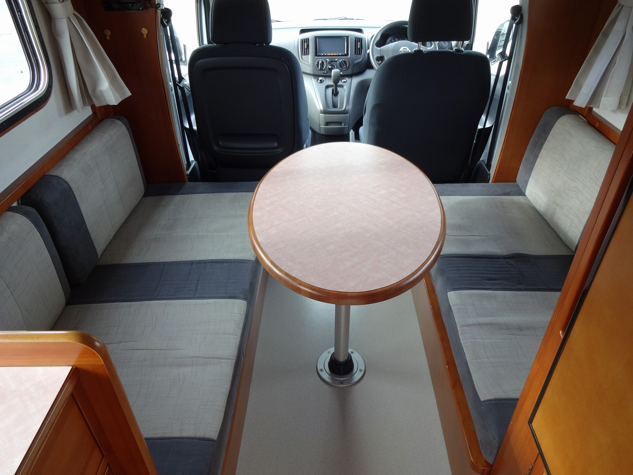 キャンピングカー キャブコン NV200ﾊﾞﾈｯﾄ AtoZ ｱﾙﾌｧRR