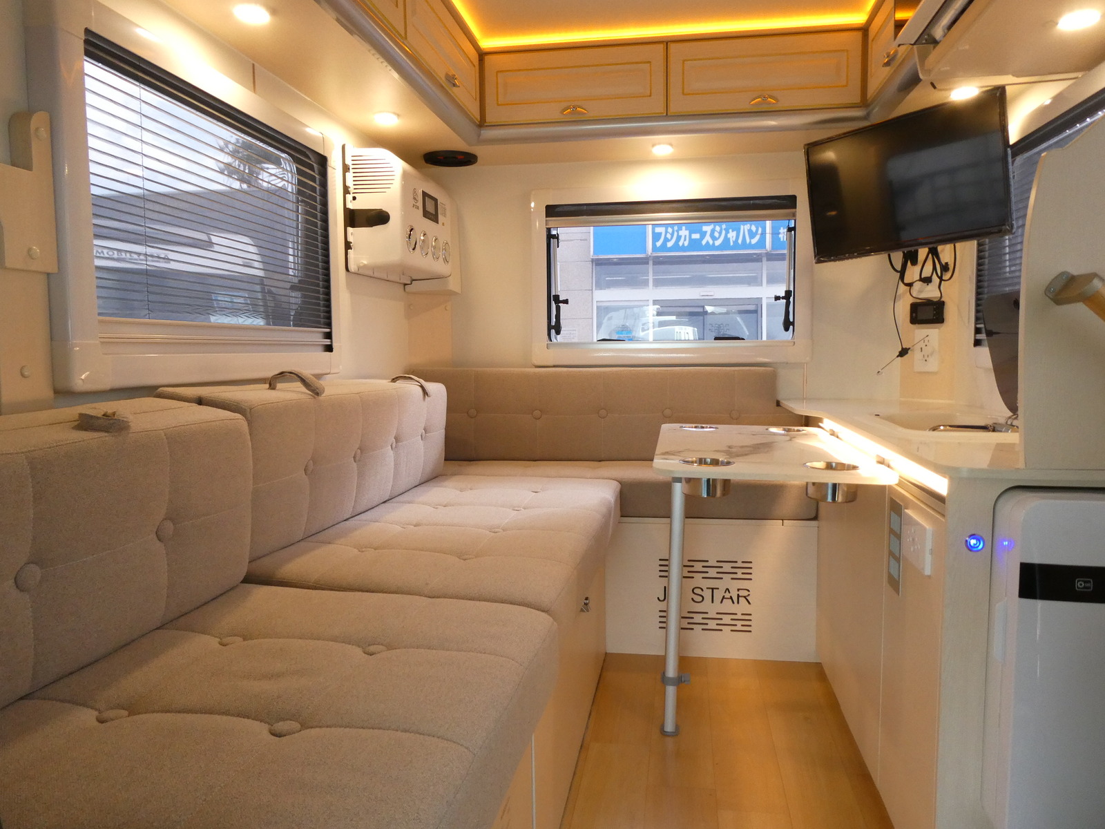 キャンピングカー 軽キャンパー JPｽﾀｰ　ﾊｯﾋﾟｰ1+　DCｸｰﾗｰ　ﾘﾁｳﾑBT　
