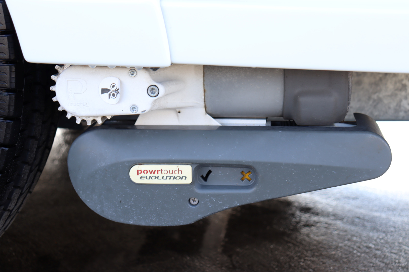 キャンピングカー トレーラー ｱﾄﾞﾘｱ ｱﾙﾃｨｱ470PK 家庭用ｴｱｺﾝ