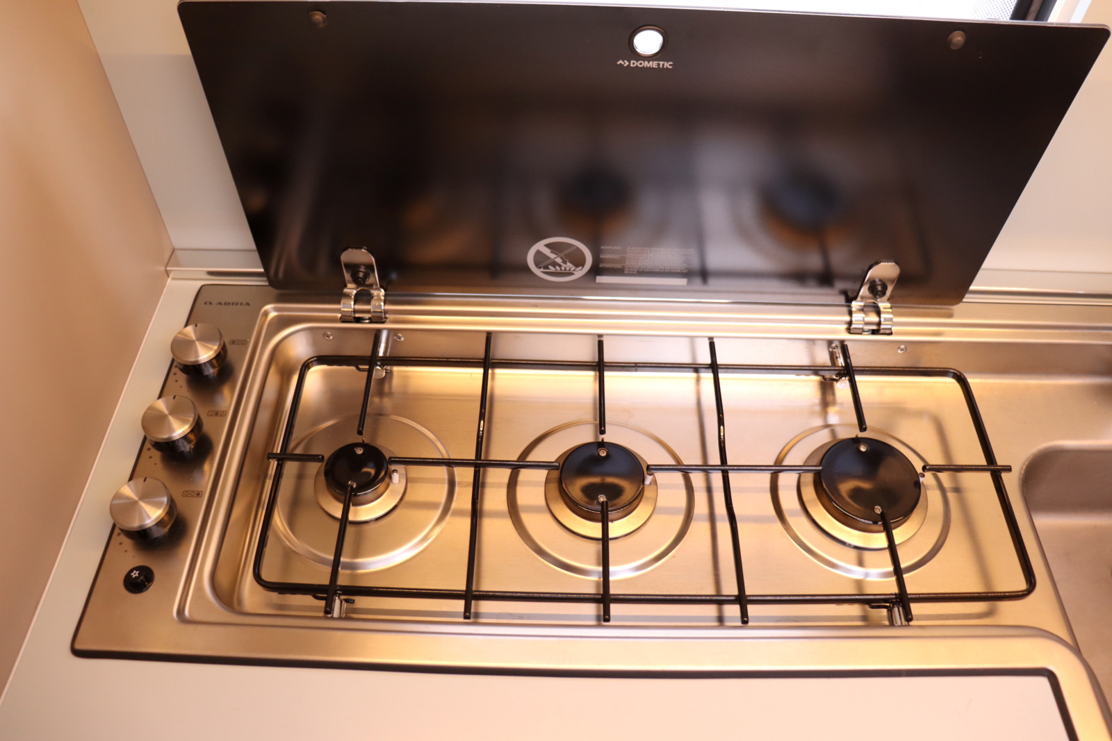 キャンピングカー トレーラー ｱﾄﾞﾘｱ ｱﾙﾃｨｱ470PK 家庭用ｴｱｺﾝ