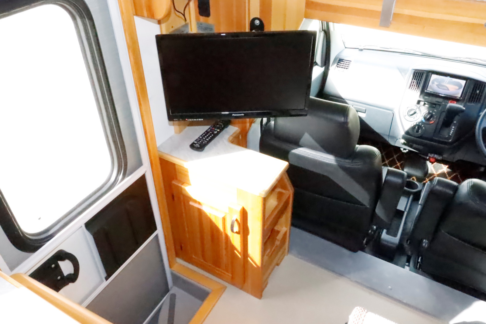 キャンピングカー キャブコン ﾀｳﾝｴｰｽ AtoZ ｱﾚﾝ