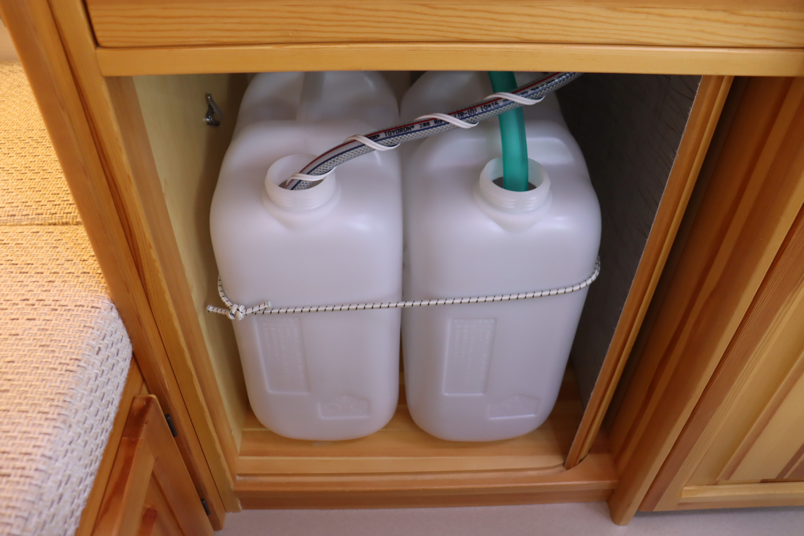 キャンピングカー キャブコン ﾀｳﾝｴｰｽ AtoZ ｱﾚﾝ