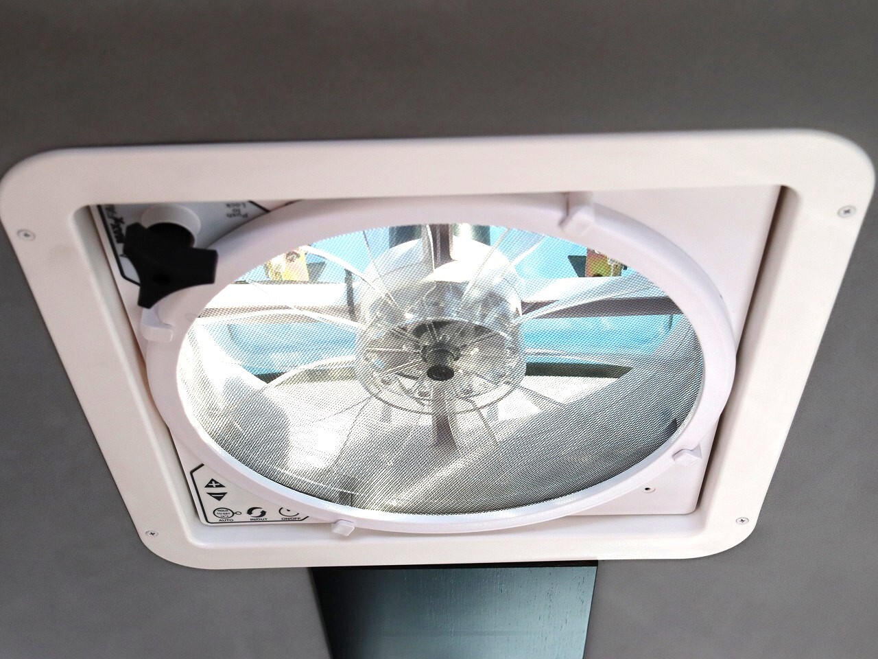 キャンピングカー バンコン NV350ｷｬﾗﾊﾞﾝ ﾄｲﾌｧｸﾄﾘｰ GT 軽油4WD