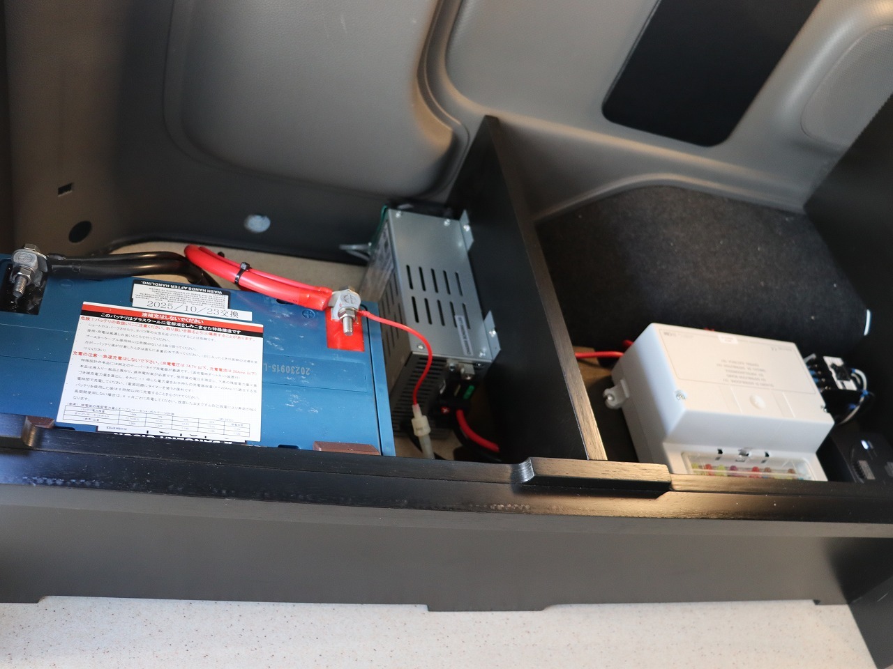 キャンピングカー バンコン NV350ｷｬﾗﾊﾞﾝ ﾄｲﾌｧｸﾄﾘｰ GT 軽油4WD