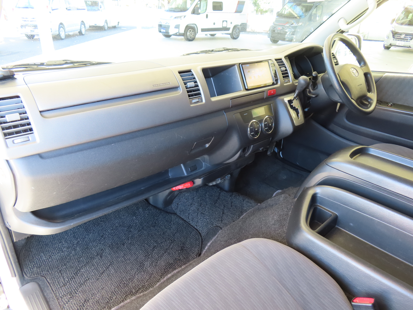 キャンピングカー バンコン ﾊｲｴｰｽ ﾋﾞｰｸﾙ ﾍﾞｯｾﾙ 冷蔵庫 天吊ﾓﾆﾀｰ