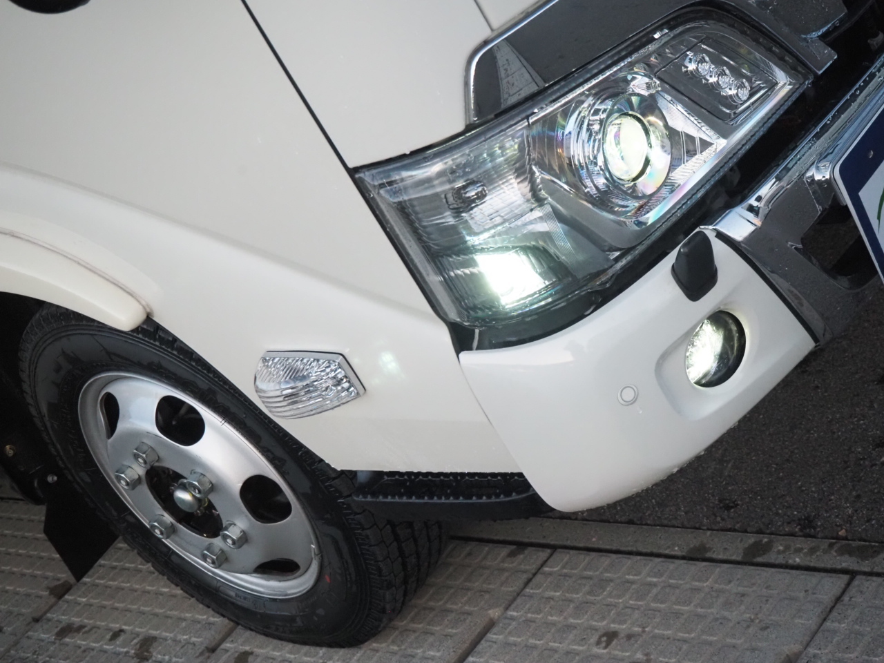 キャンピングカー キャブコン ｶﾑﾛｰﾄﾞ ﾊﾞﾝﾃｯｸ ｼﾞﾙ 家庭用ｴｱｺﾝ 4WD