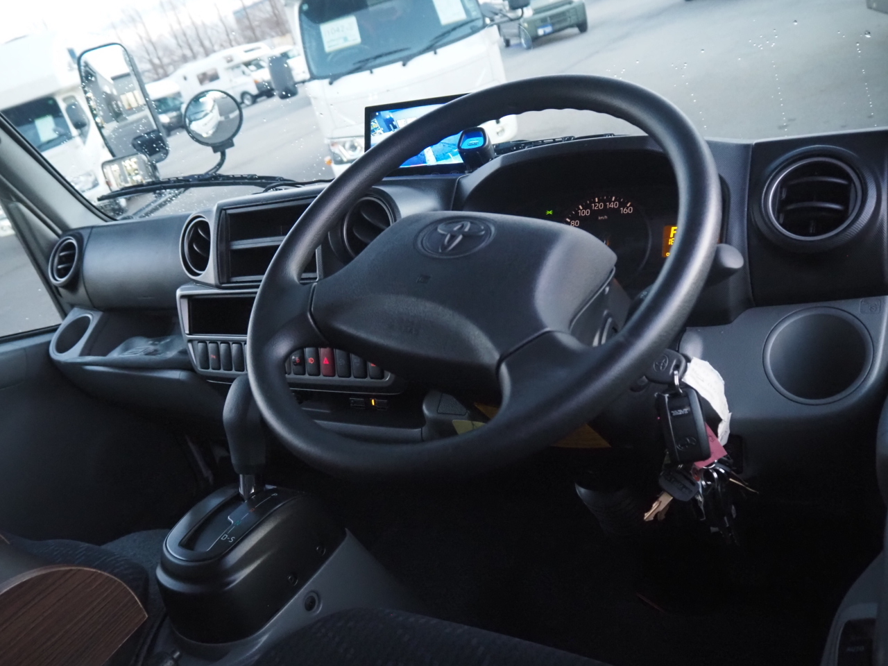 キャンピングカー キャブコン ｶﾑﾛｰﾄﾞ ﾊﾞﾝﾃｯｸ ｼﾞﾙ 家庭用ｴｱｺﾝ 4WD