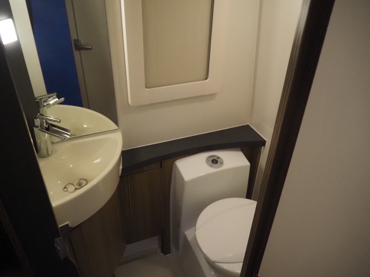 キャンピングカー キャブコン ｶﾑﾛｰﾄﾞ ﾊﾞﾝﾃｯｸ ｼﾞﾙ 家庭用ｴｱｺﾝ 4WD