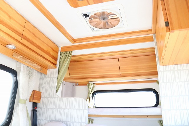 キャンピングカー キャブコン ﾎﾞﾝｺﾞ AtoZ ｱﾐﾃｨ 4WD　FFﾋｰﾀｰ