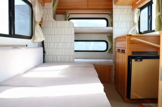 キャンピングカー キャブコン ﾎﾞﾝｺﾞ AtoZ ｱﾐﾃｨ 4WD　FFﾋｰﾀｰ