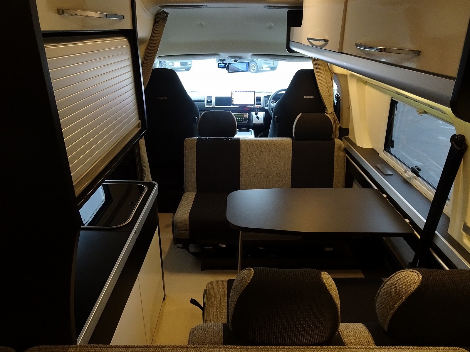 キャンピングカー バンコン ﾊｲｴｰｽﾄｲﾌｧｸﾄﾘｰﾊﾞｰﾃﾞﾝｱﾙﾀﾓｰﾀﾞ 4WD