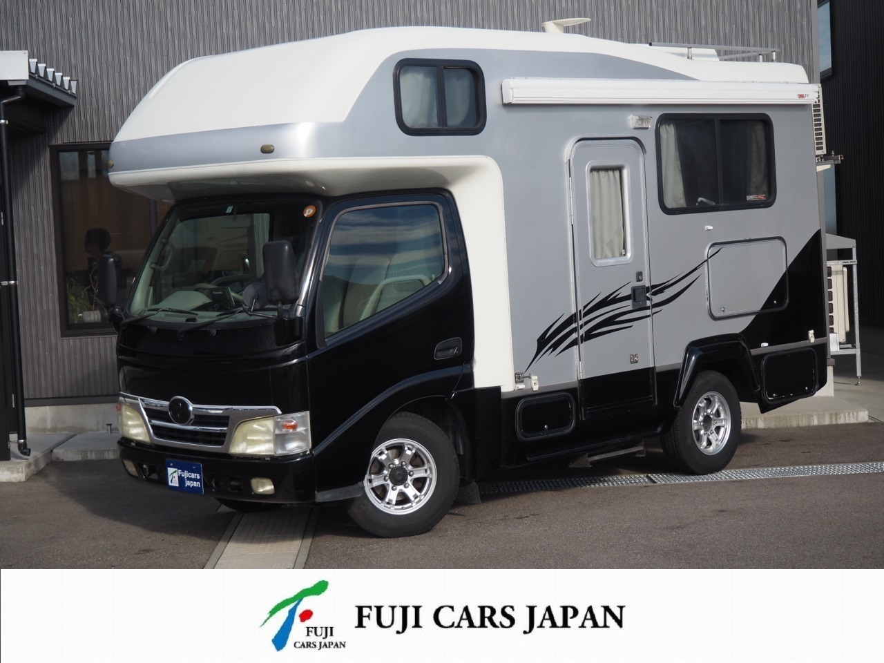 キャンピングカー キャブコン カムロード ナッツRV クレソンRE 家庭用エアコン