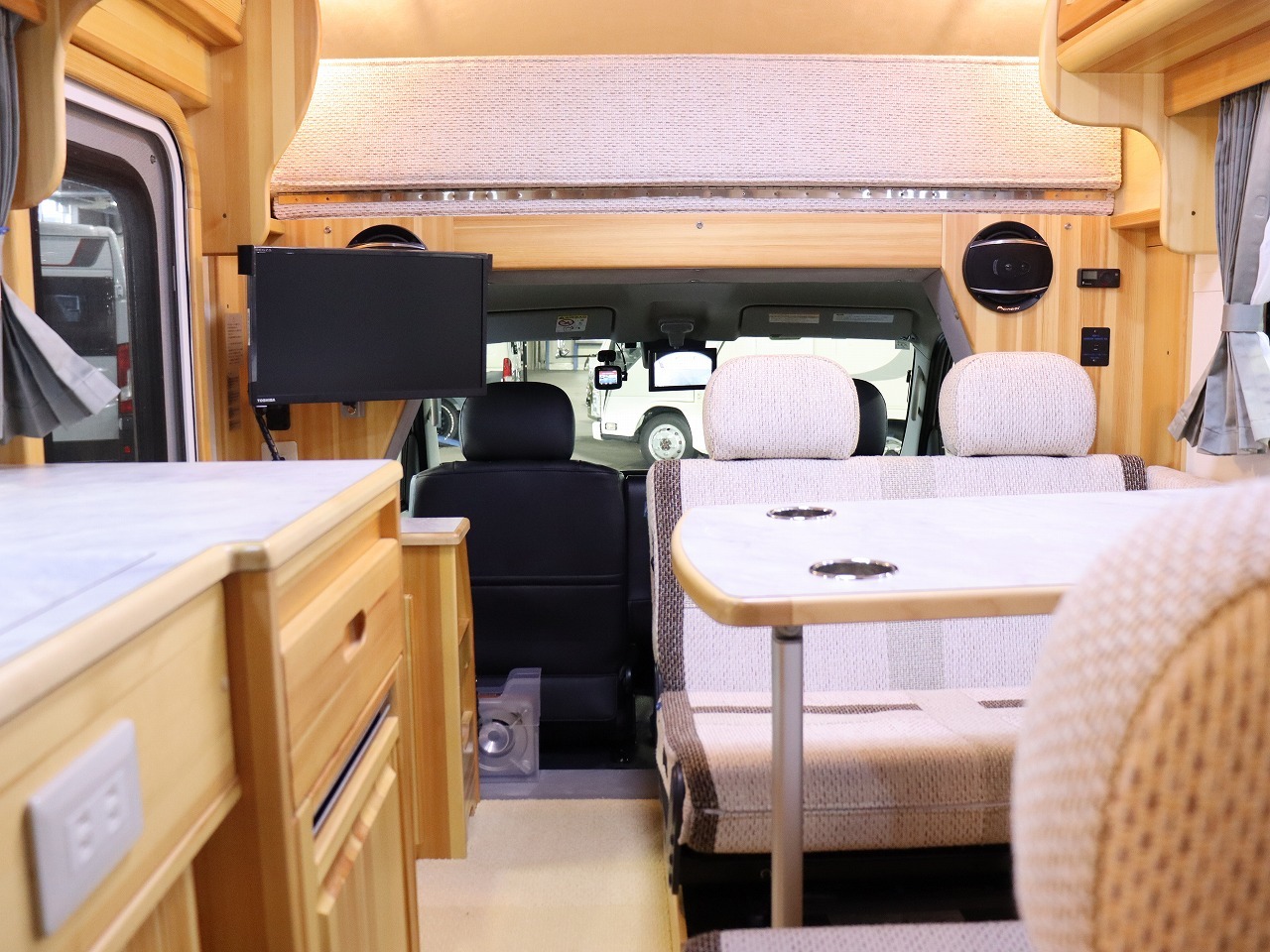 キャンピングカー キャブコン ﾀｳﾝｴｰｽ AtoZ ｱﾚﾝ 4WD　FF　電子ﾚﾝｼﾞ