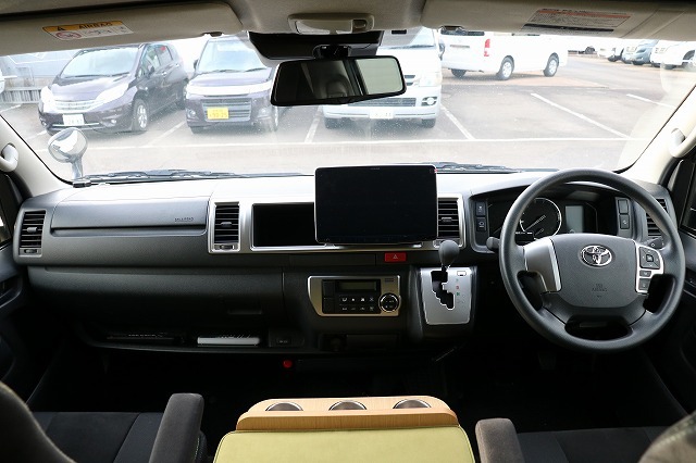 キャンピングカー バンコン ﾊｲｴｰｽ ﾄｲﾌｧｸﾄﾘｰ ﾊﾞﾚｲｱｸﾞﾗﾝﾃﾞ 4WD