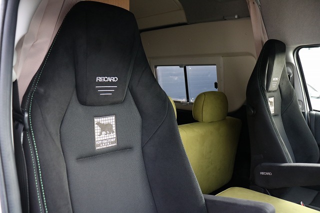 キャンピングカー バンコン ﾊｲｴｰｽ ﾄｲﾌｧｸﾄﾘｰ ﾊﾞﾚｲｱｸﾞﾗﾝﾃﾞ 4WD