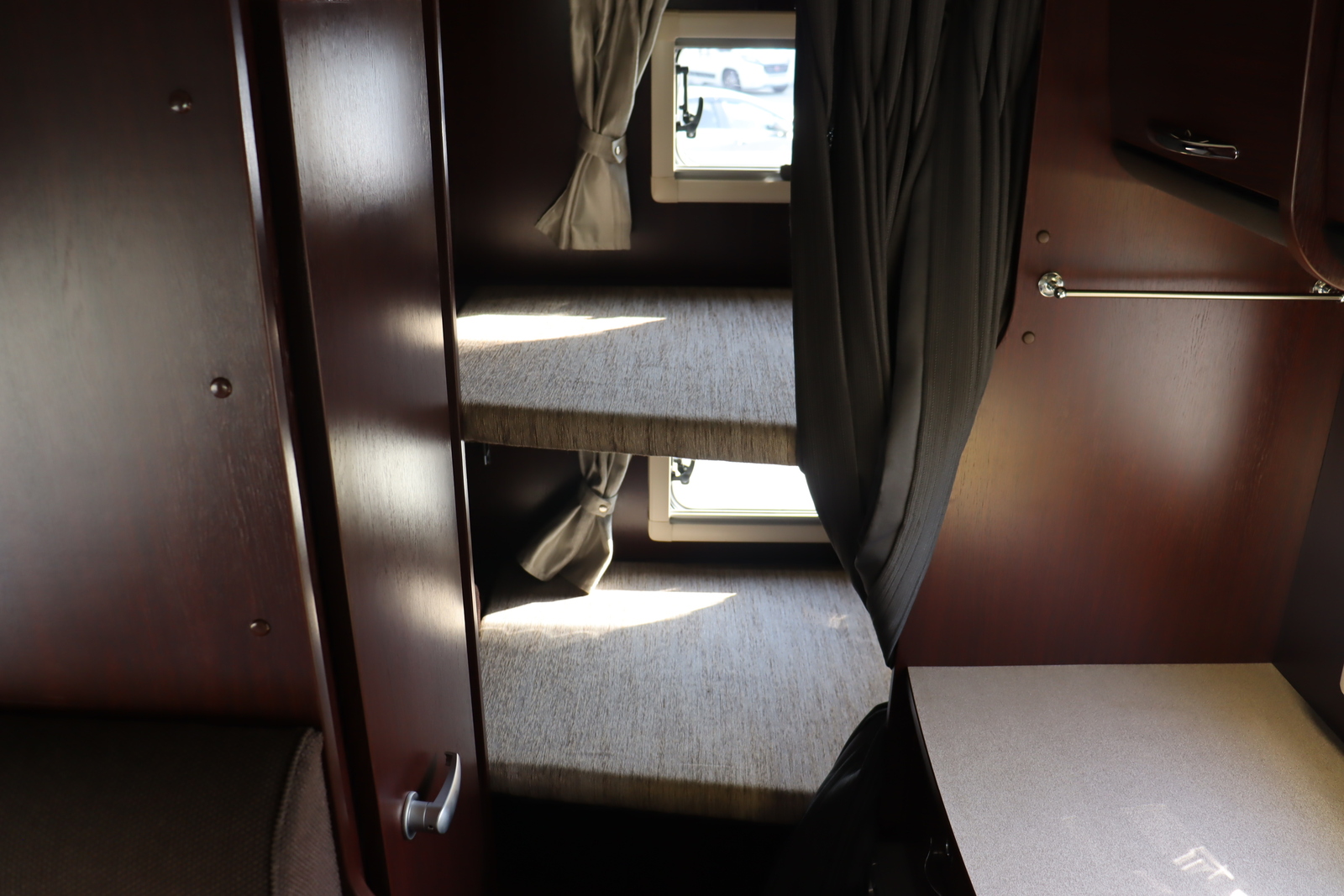 キャンピングカー キャブコン ｶﾑﾛｰﾄﾞ ﾅｯﾂRVｸﾚｿﾝﾎﾞﾔｰｼﾞｭ FFﾋｰﾀｰ