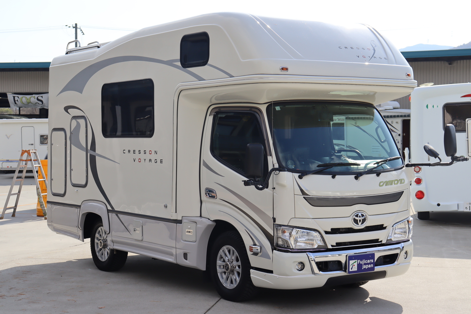 キャンピングカー キャブコン ｶﾑﾛｰﾄﾞ ﾅｯﾂRVｸﾚｿﾝﾎﾞﾔｰｼﾞｭ FFﾋｰﾀｰ