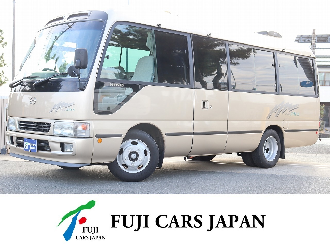 キャンピングカー バスコン リエッセ RVビックフット エポックミュー 4.0DT