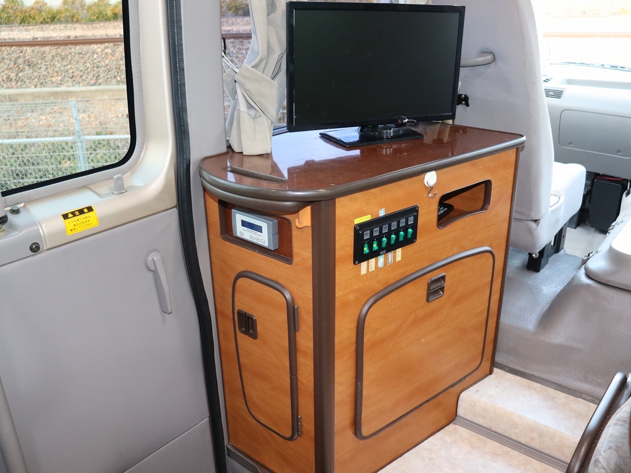 キャンピングカー バスコン ﾘｴｯｾ RVﾋﾞｯｸﾌｯﾄ ｴﾎﾟｯｸﾐｭｰ 4.0DT