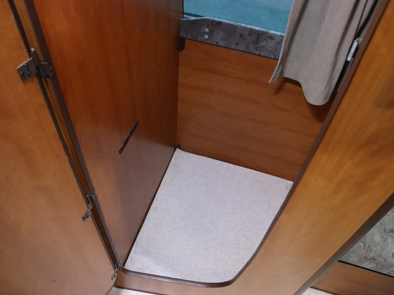 キャンピングカー バスコン ﾘｴｯｾ RVﾋﾞｯｸﾌｯﾄ ｴﾎﾟｯｸﾐｭｰ 4.0DT