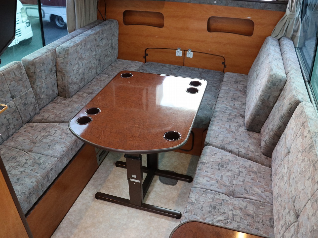 キャンピングカー バスコン ﾘｴｯｾ RVﾋﾞｯｸﾌｯﾄ ｴﾎﾟｯｸﾐｭｰ 4.0DT