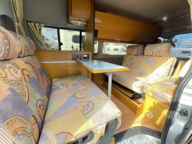 キャンピングカー バンコン ﾊｲｴｰｽ ﾅｯﾂRV ﾗﾃﾞｨｯｼｭｺﾝﾎﾟ