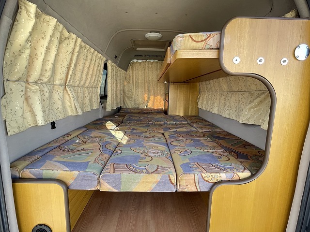 キャンピングカー バンコン ﾊｲｴｰｽ ﾅｯﾂRV ﾗﾃﾞｨｯｼｭｺﾝﾎﾟ