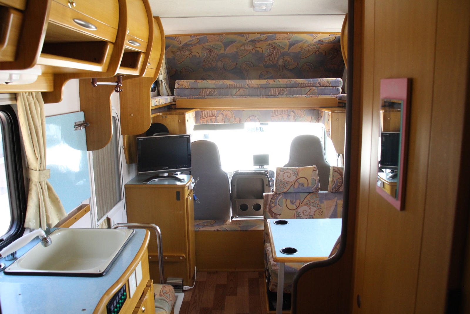 キャンピングカー キャブコン ｶﾑﾛｰﾄﾞ ﾅｯﾂRV ｸﾚｿﾝ