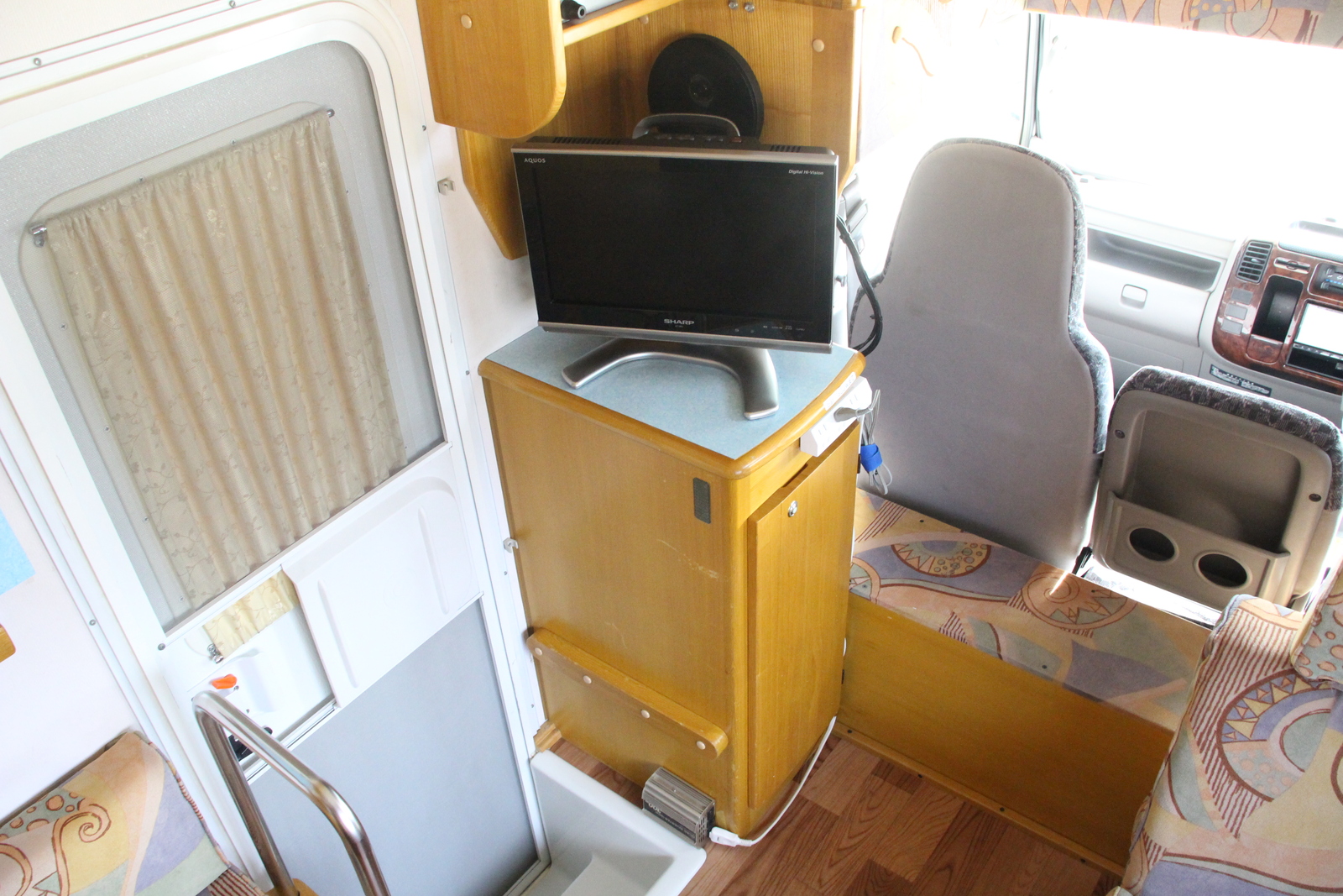 キャンピングカー キャブコン ｶﾑﾛｰﾄﾞ ﾅｯﾂRV ｸﾚｿﾝ