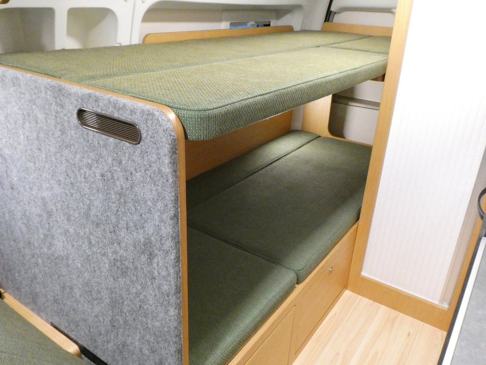 キャンピングカー バンコン ｱﾙｺｰﾊﾞｸﾞﾗﾝﾃﾞ　ｶｰｻﾎｰﾑｽﾀｲﾙｴﾃﾞｨｼｮﾝ