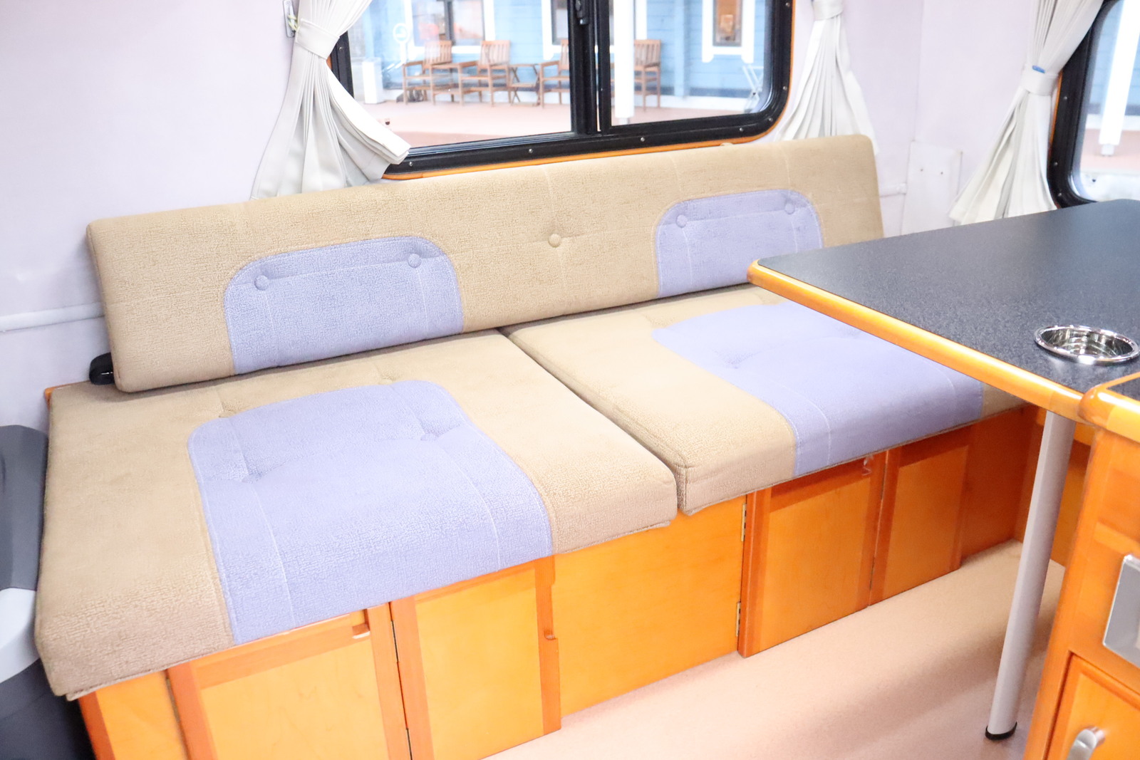 キャンピングカー 軽キャンパー ｽｸﾗﾑ AZ-MAX ﾗｸｰﾝ