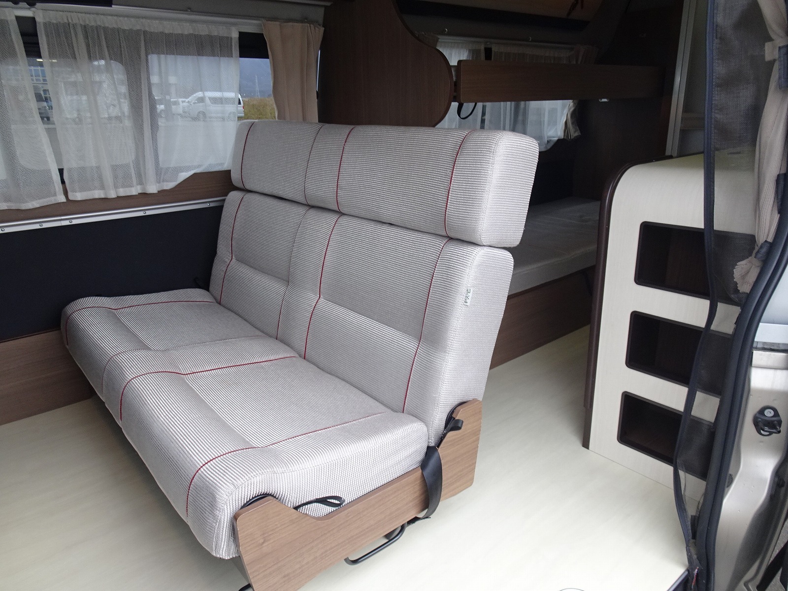 キャンピングカー バンコン ﾊｲｴｰｽ ﾚｸﾋﾞｨ ﾌｧｲﾌﾞｽﾀｰ FF ｲﾝﾊﾞｰﾀ