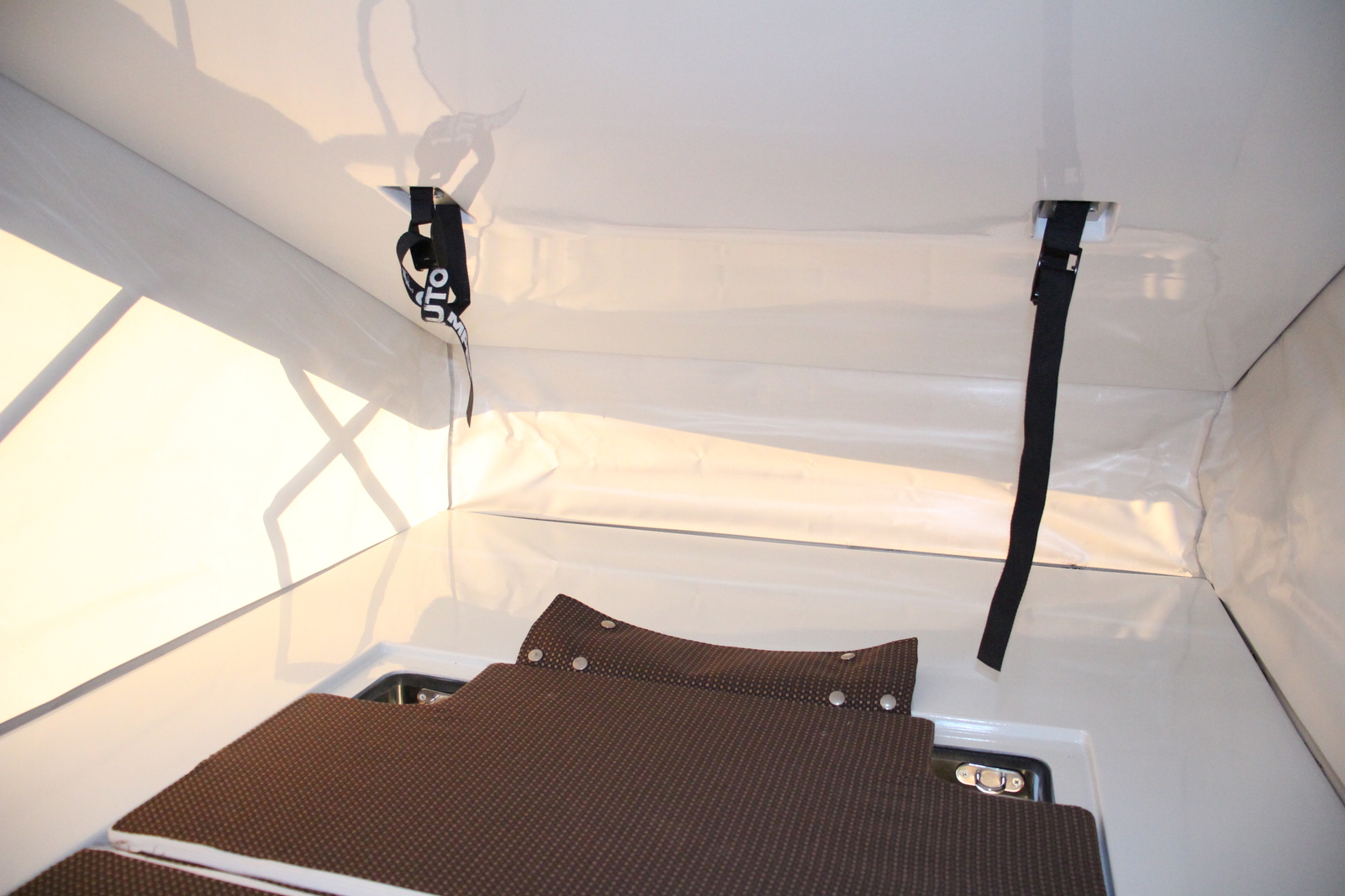 キャンピングカー 軽キャンパー ｴﾌﾞﾘｲ ｵｰﾄﾜﾝ 給電くん