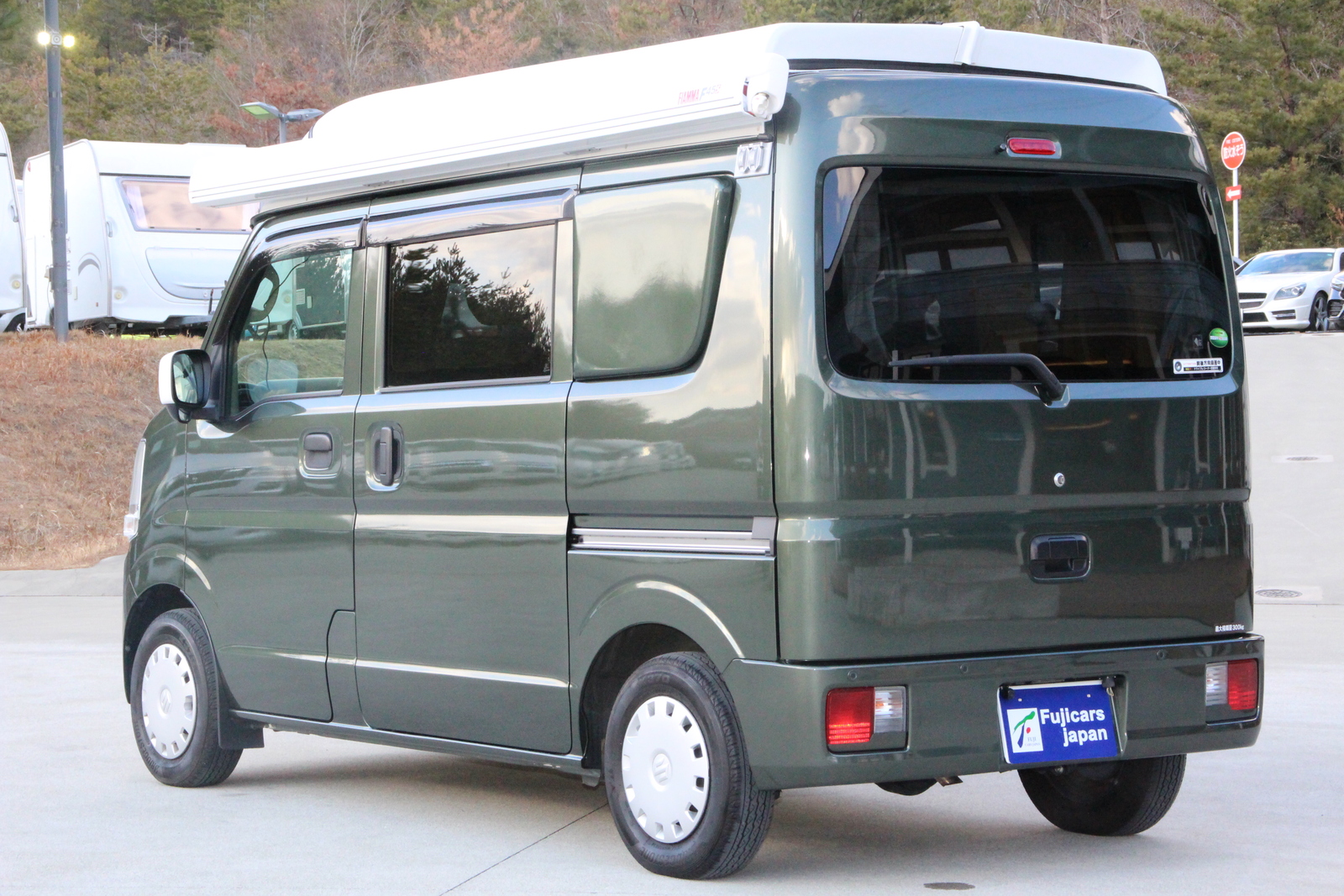 キャンピングカー 軽キャンパー ｴﾌﾞﾘｲ ｵｰﾄﾜﾝ 給電くん