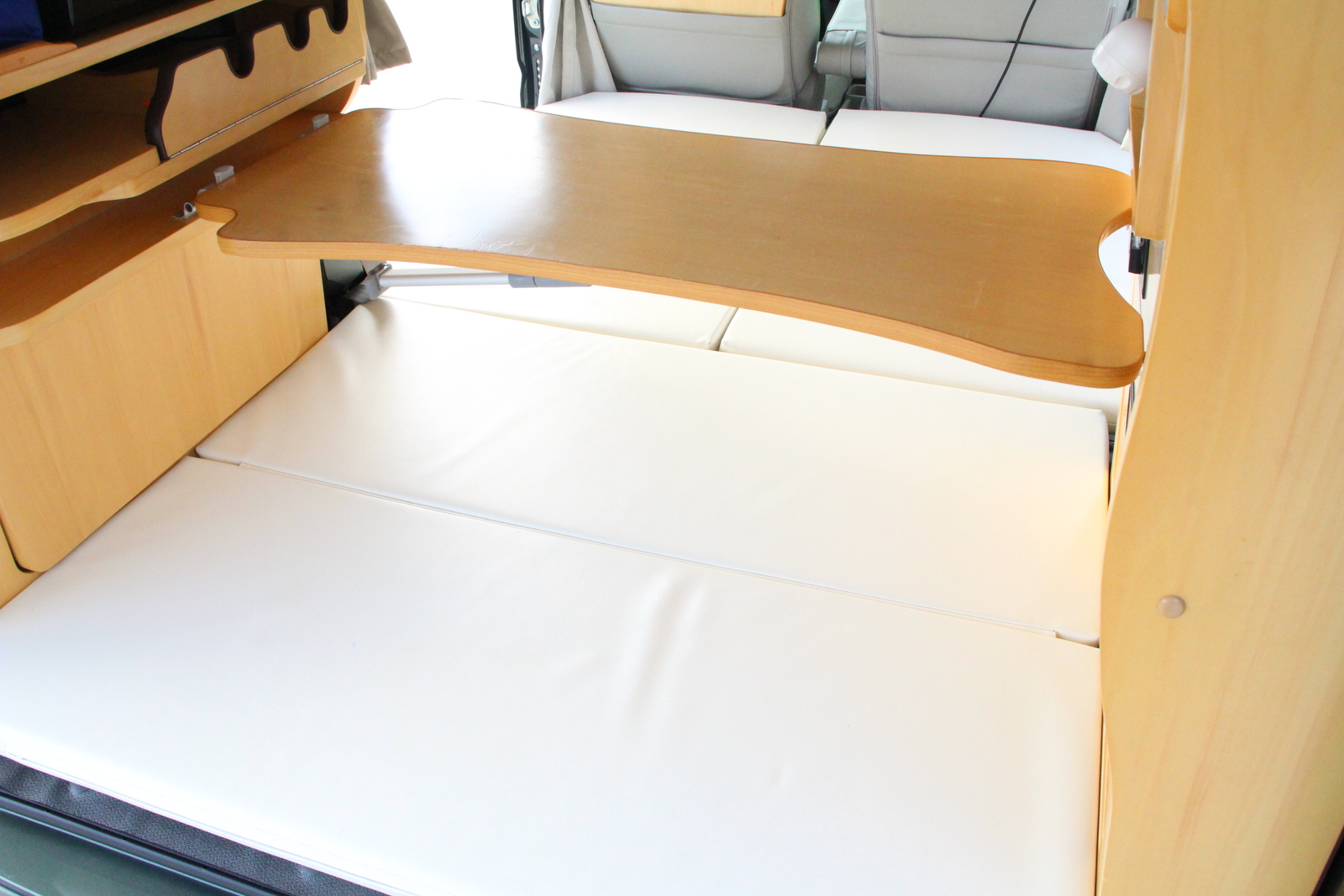 キャンピングカー 軽キャンパー ｴﾌﾞﾘｲ ｵｰﾄﾜﾝ 給電くん