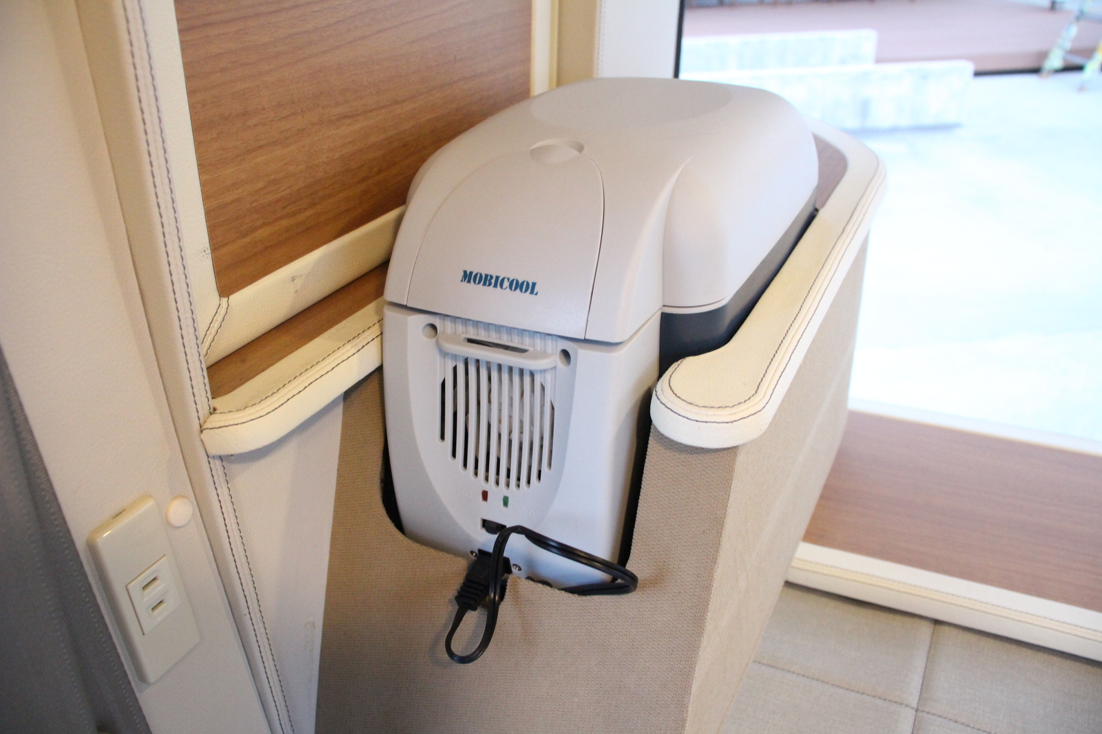 キャンピングカー 軽キャンパー ｴﾌﾞﾘｲ ﾀｲﾑﾄﾗﾍﾞﾙｶﾝﾊﾟﾆｰ ｶﾌﾞｷ