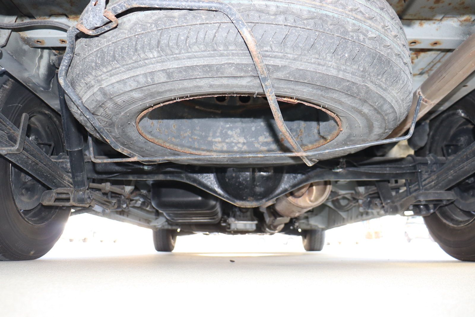 キャンピングカー バンコン ﾚｼﾞｱｽｴｰｽ ﾅｯﾂRV ﾗﾃﾞｨｯｼｭ