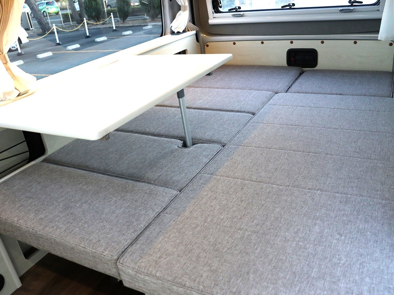 キャンピングカー バンコン ﾊｲｴｰｽ ｱﾈｯｸｽ ｳｨｽﾞ ﾘﾁｳﾑ ACｸｰﾗｰ