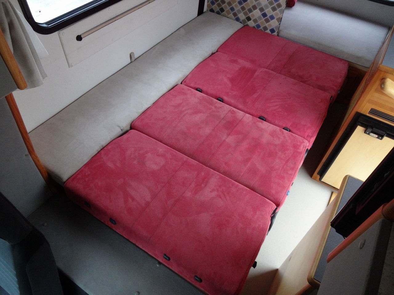 キャンピングカー キャブコン ﾎﾞﾝｺﾞ AtoZｱﾐﾃｨ FFﾋｰﾀｰ 冷蔵庫 ｿｰﾗｰ