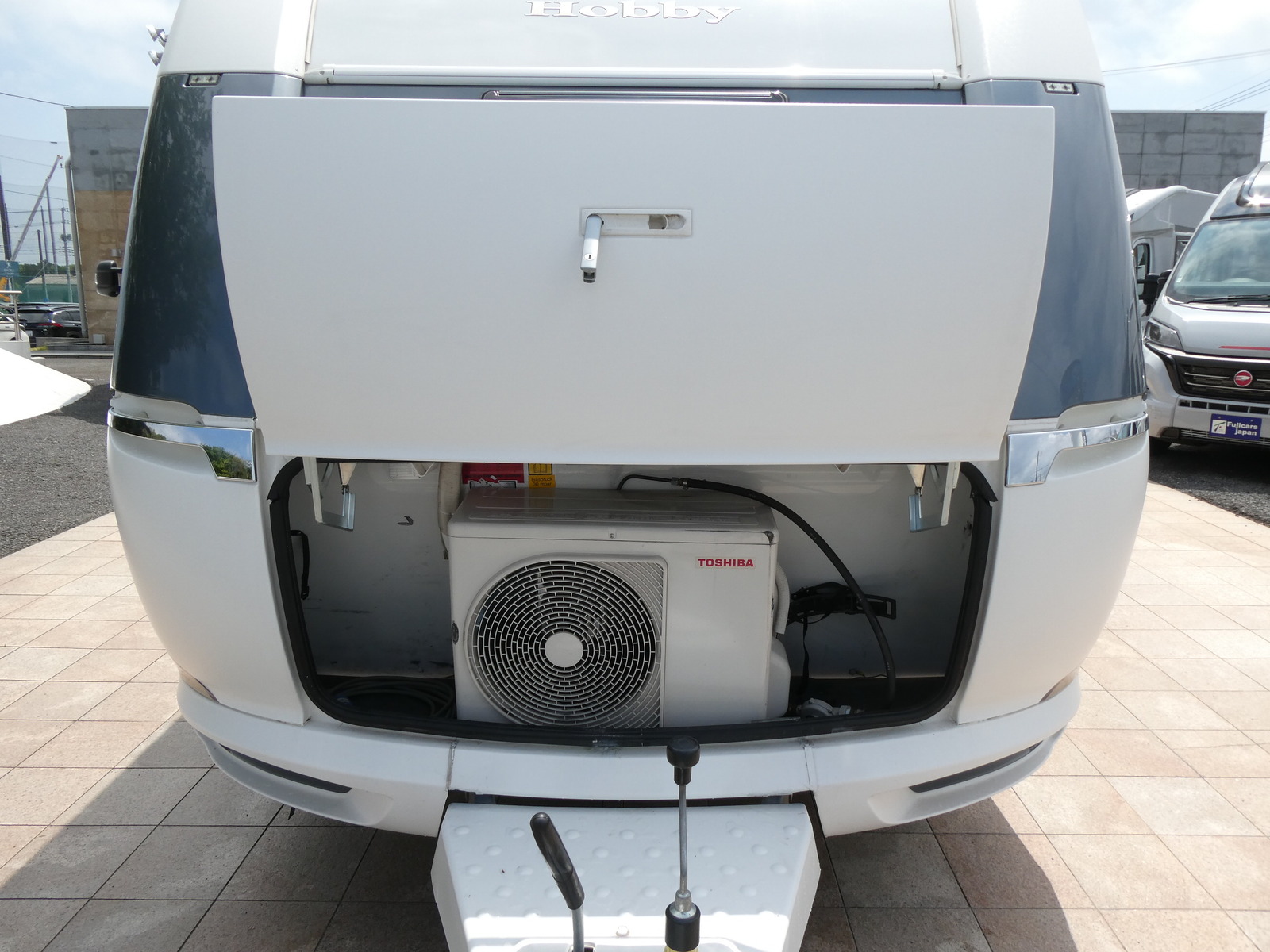キャンピングカー トレーラー ﾎﾋﾞｰ　490UL　ｴｸｾﾚﾝﾄ　けん引免許必須　ﾑｰﾊﾞｰ