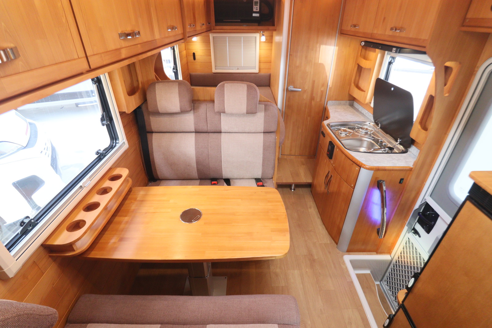 キャンピングカー キャブコン ｶﾑﾛｰﾄﾞﾀﾞｲﾚｸﾄｶｰｽﾞﾄﾘｯﾌﾟ ﾛｸﾞﾍﾞｰｽ