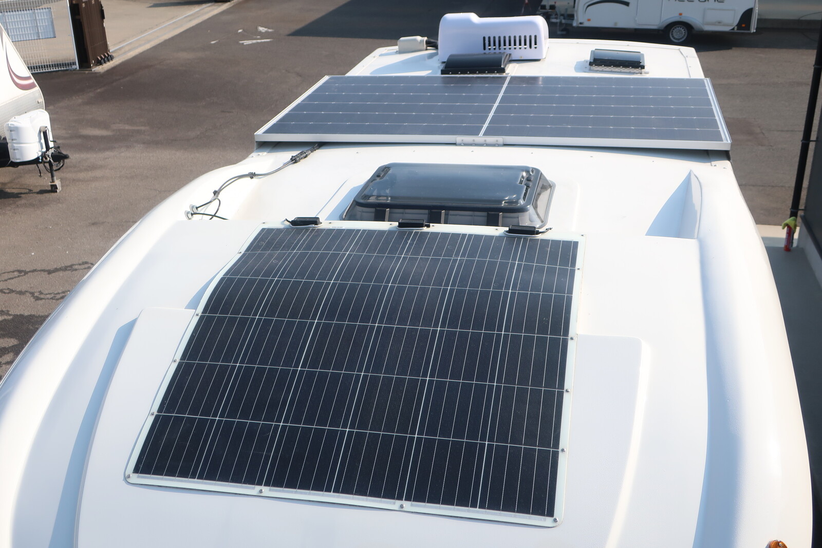 キャンピングカー キャブコン ｶﾑﾛｰﾄﾞﾀﾞｲﾚｸﾄｶｰｽﾞﾄﾘｯﾌﾟ ﾛｸﾞﾍﾞｰｽ