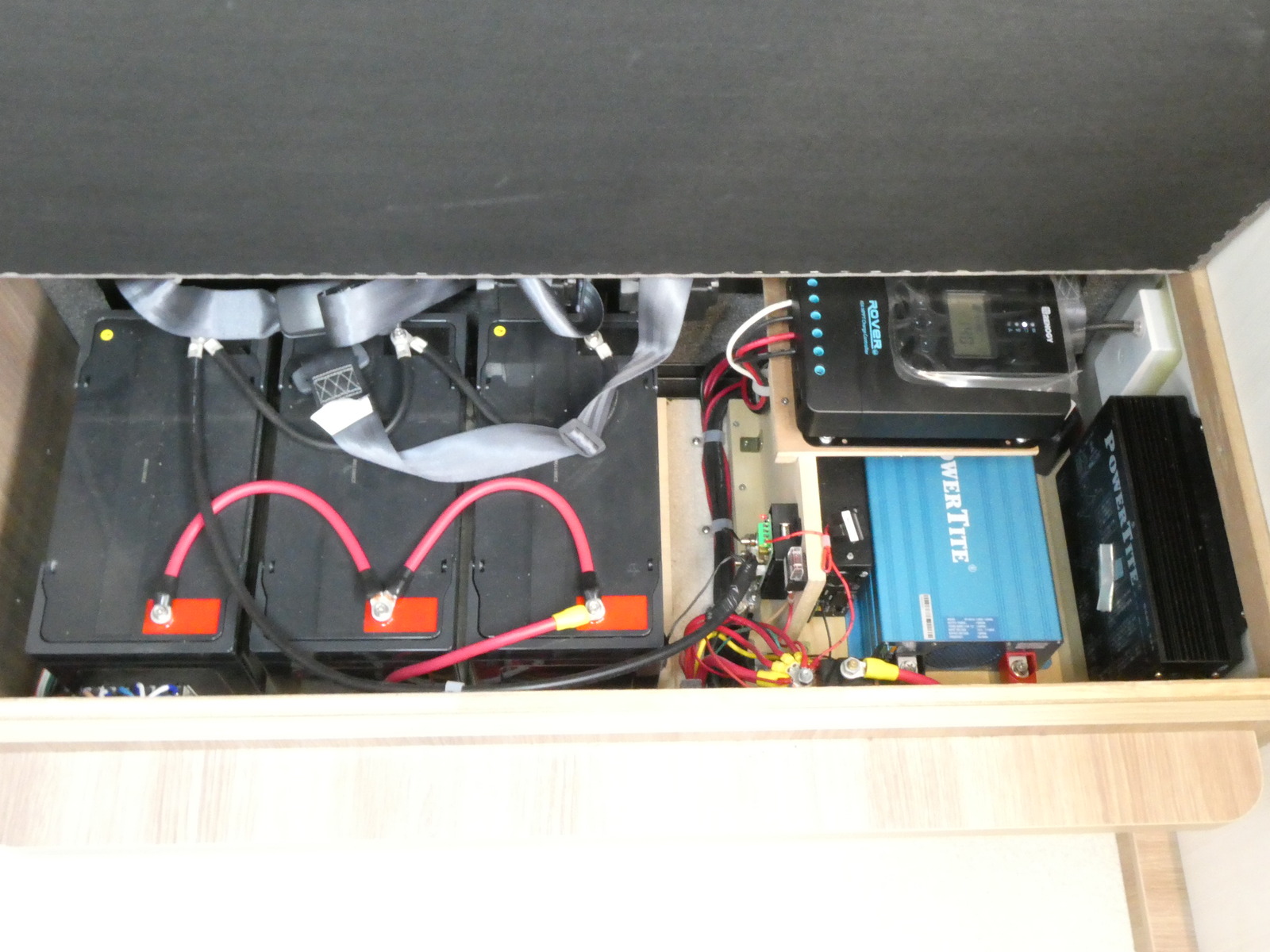 キャンピングカー キャブコン ｶﾑﾛｰﾄﾞ ｷｬﾝﾊﾟｰ厚木 ﾊﾟﾋﾟｰ480