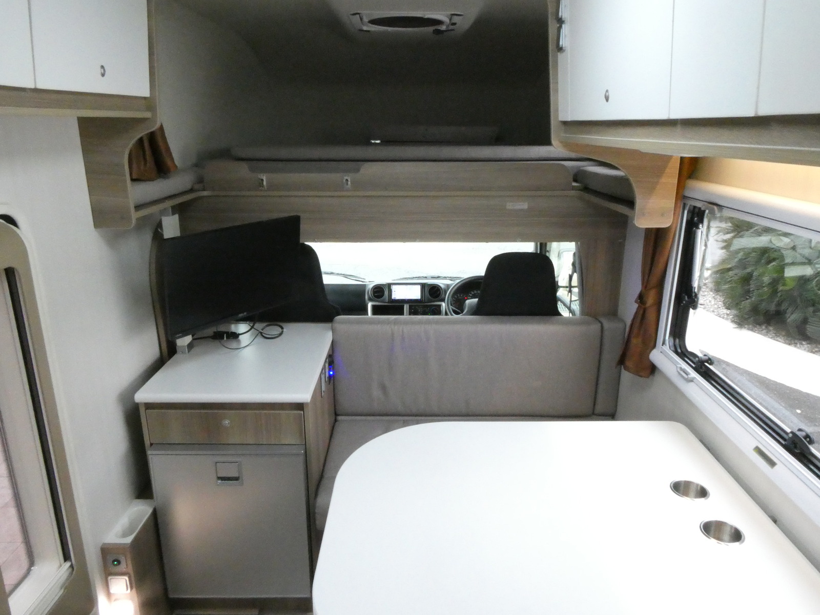 キャンピングカー キャブコン ｶﾑﾛｰﾄﾞ ｷｬﾝﾊﾟｰ厚木 ﾊﾟﾋﾟｰ480