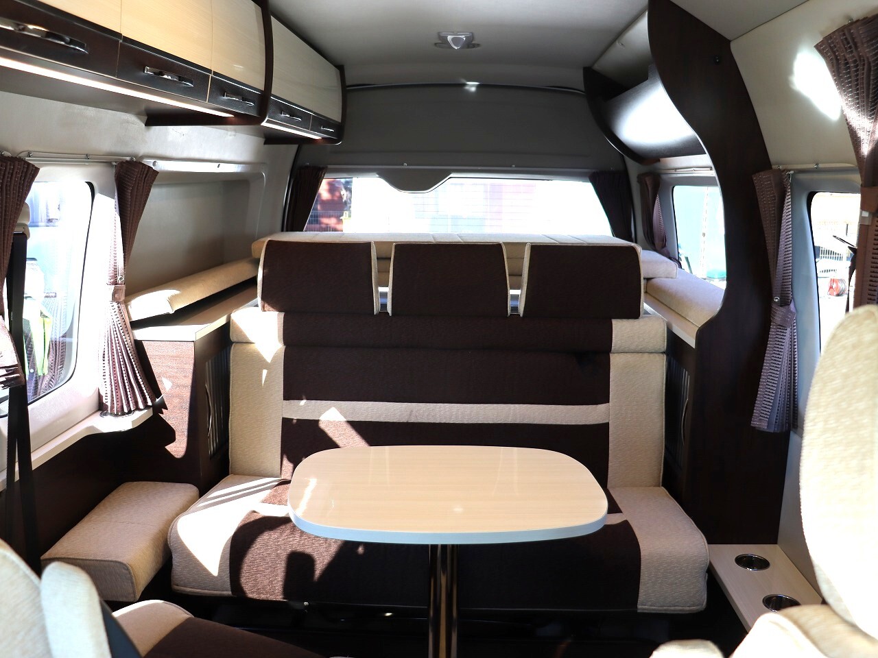 キャンピングカー バンコン ﾊｲｴｰｽ RVﾗﾝﾄﾞ ﾗﾝﾄﾞﾜｺﾞﾝﾌﾞﾘｽ FF